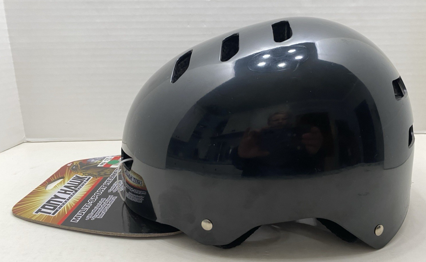 TONY HAWK SIGNATURE SERIES MULTI-SPORT HELMET ~ FITS HEADS 21.2"-23" ~ NEW