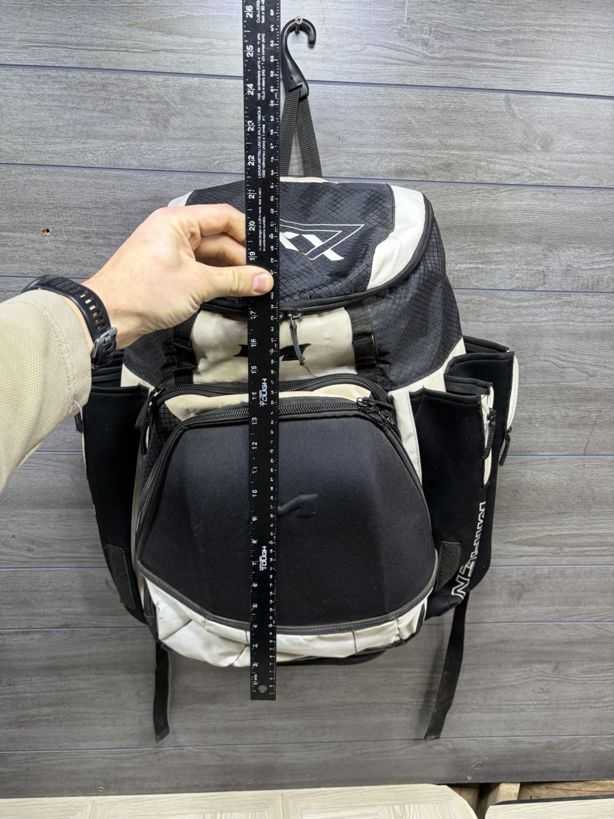 Miken MK7X Baseball Backpack Softball 4 Bat Sleeves Black White Slow pitch Large