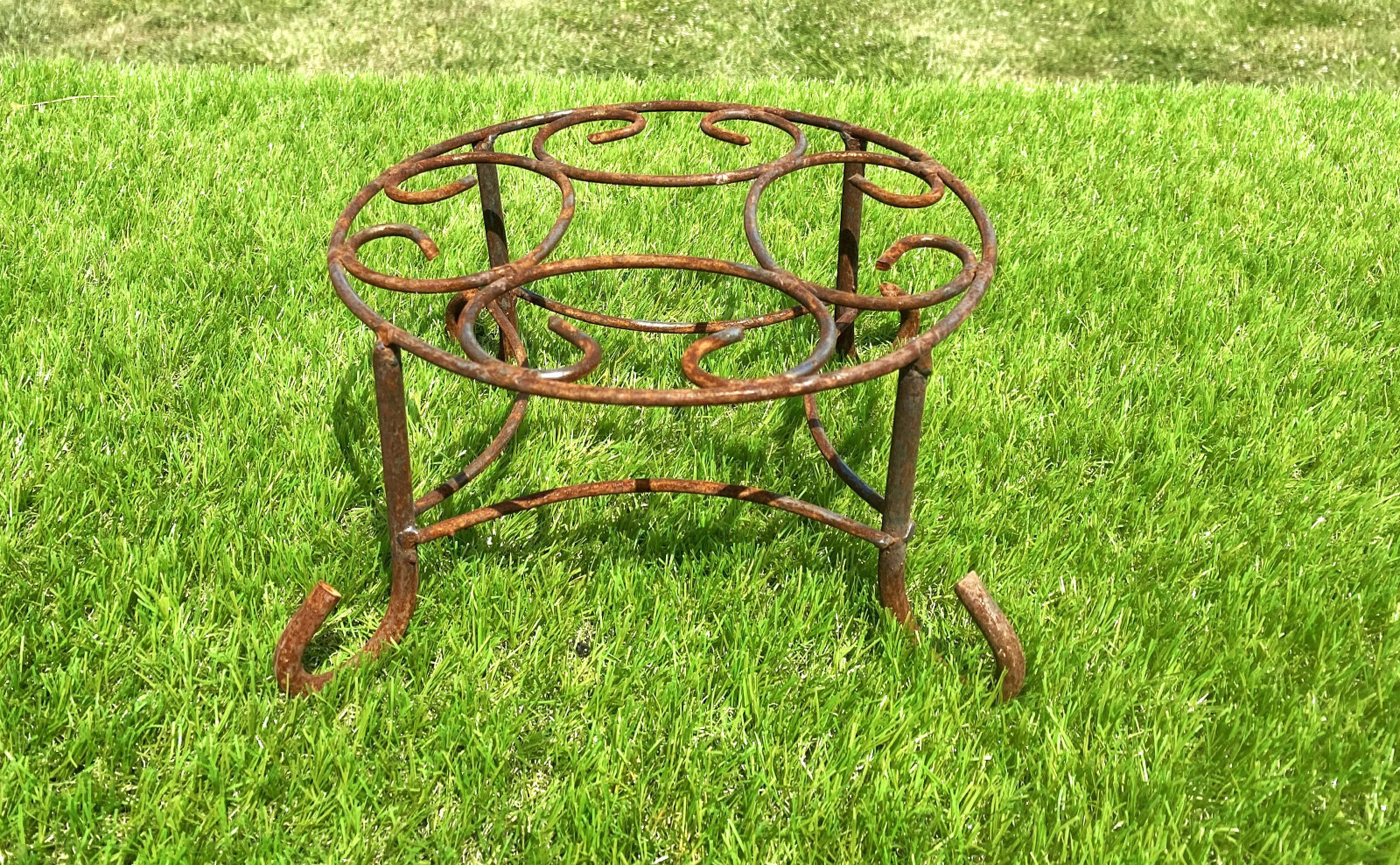 Large 13.5" Wrought Iron Plant Stand - Statue Riser - Pedestal