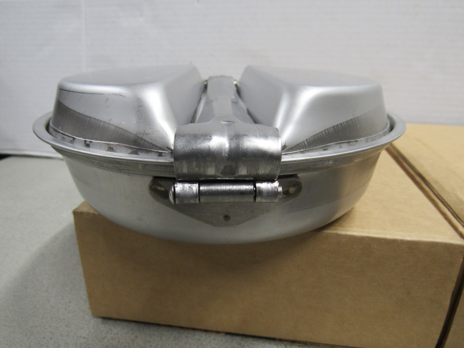 US Military Mess Kit Pan WYOTT 1991 Desert Storm Unused NOS SCUFFS QTY 1 Camping