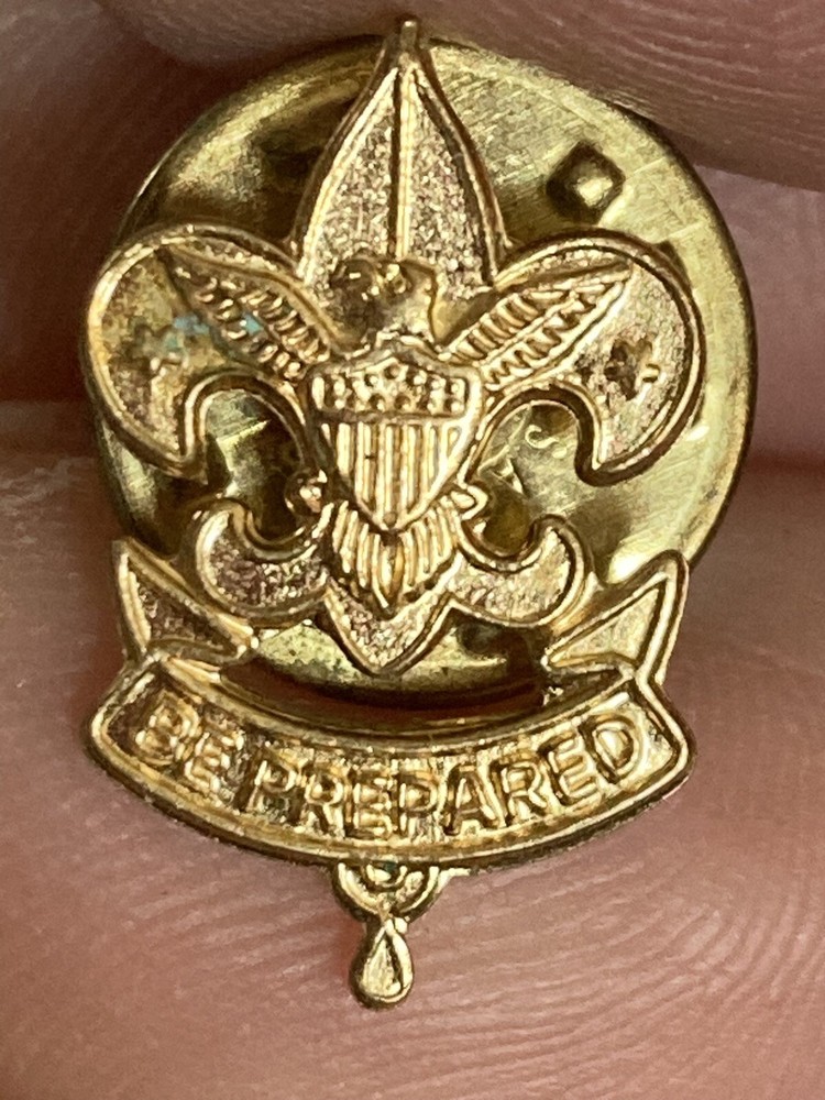 Be prepared scouts Lapel Pin EUC K535