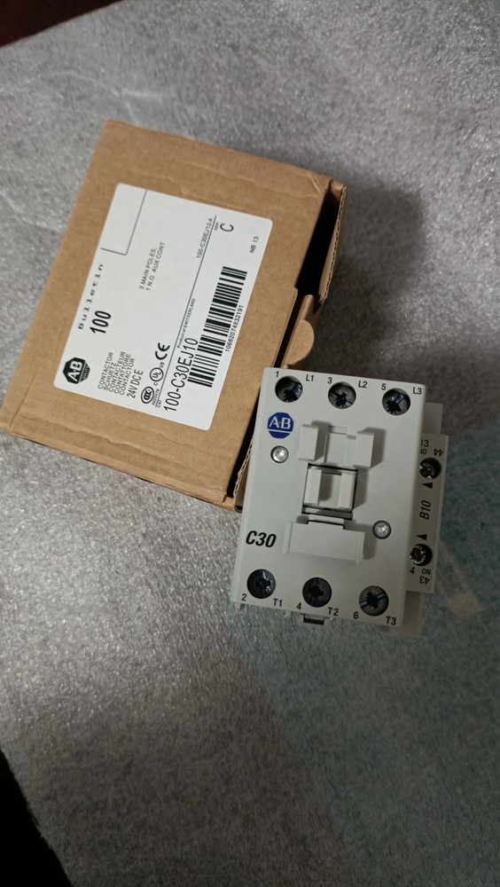 Allen-Bradley DC Contactor 100-C30EJ00 1pcs