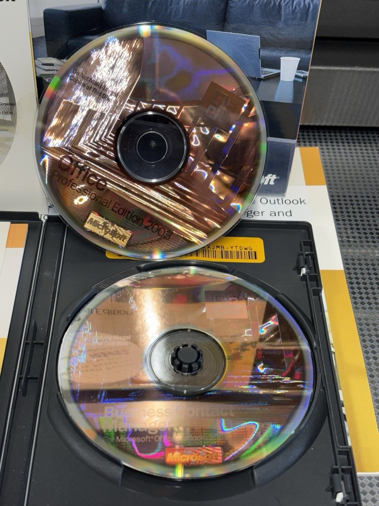 Microsoft Office 2003 Pro Word/Excel/Access/Outlook/PowerPoint/One Note w/ Key