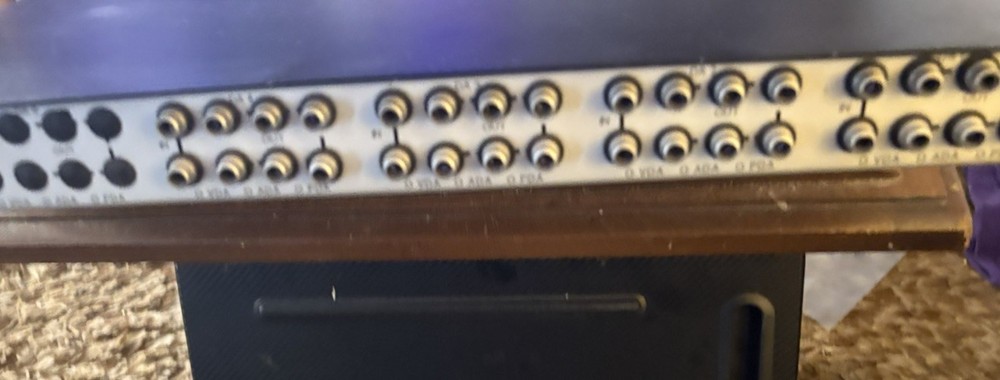 VAC Video Distribution Amplifier DA 10 -2PC