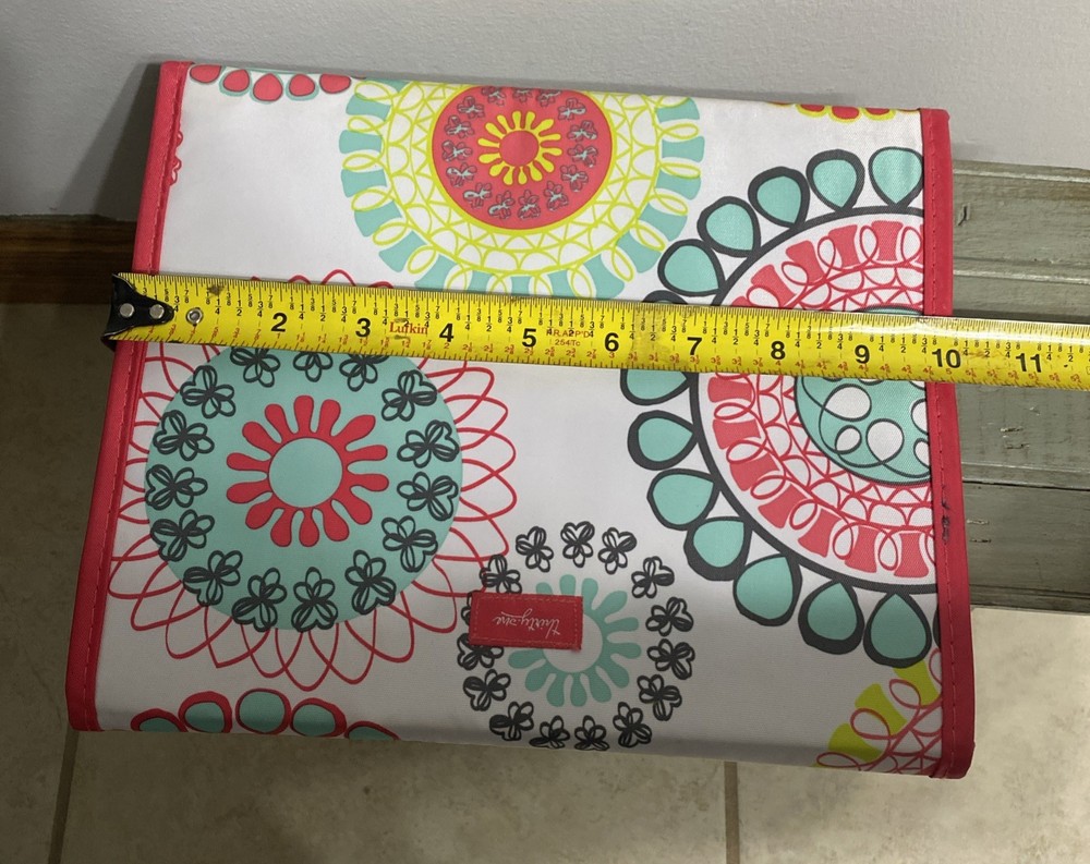 Thirty One Fold It Up Organizer IPad Tablet Holder Citrus Medallion Pattern EUC