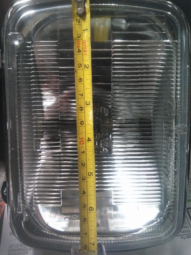 International 4700 Headlight
