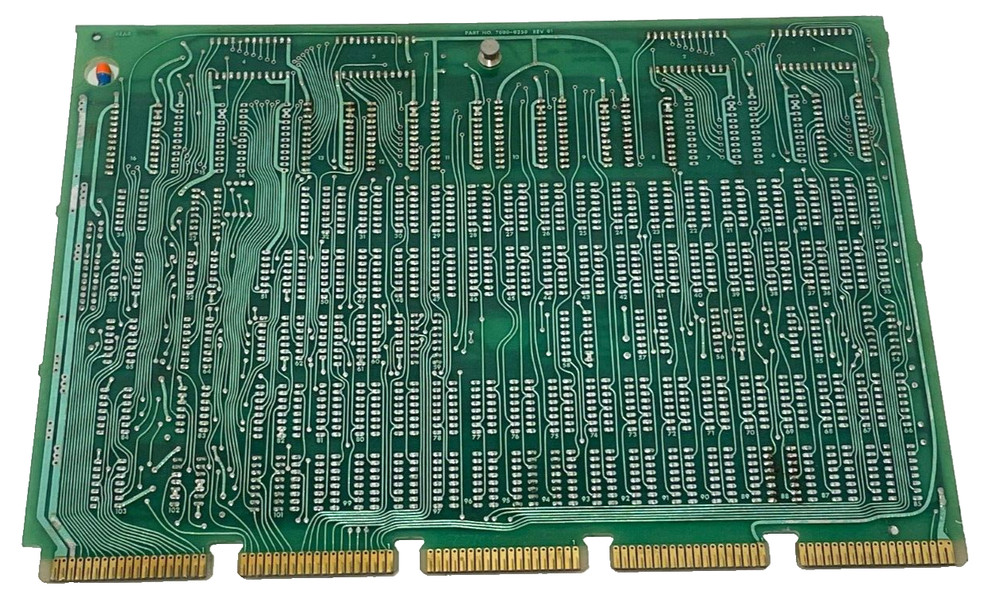 USED 7000-0348 REV. 01 Circuit Board