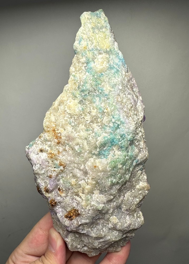 752 Gr. Fluorescent Phosphorescent Tenebrescent Hackmanite Crystals, Unknown