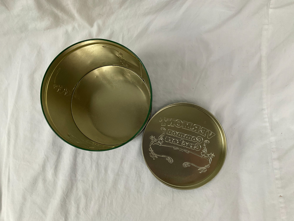 Decorative Vermont Common Crackers tin, 16 oz.