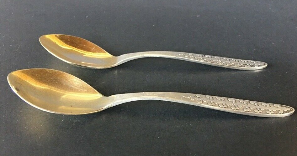 2 VINTAGE RUSSIAN 916 STERLING SILVER TEASPOONS