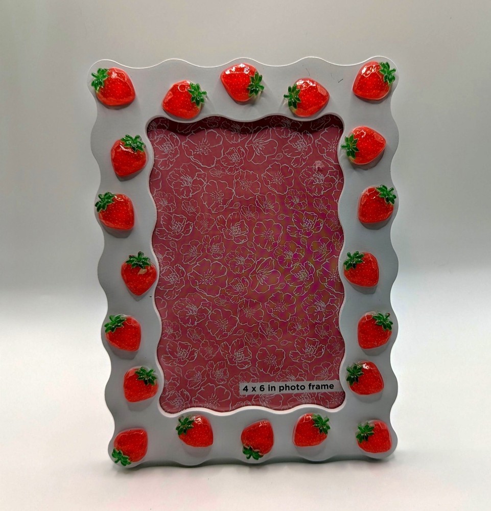 *New* Whimsy 4"x6" Fruit Frames