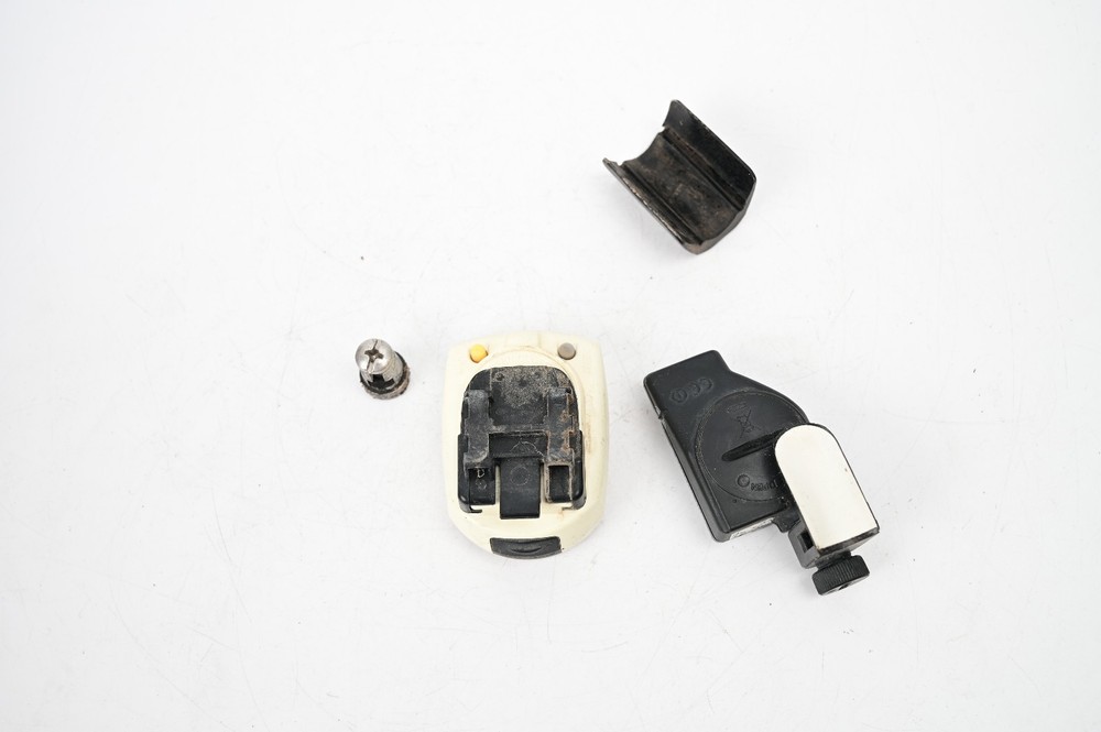 Cateye CC-MC100W Micro Wireless Road MT Bike Cyclo-Computer/Speedometer/Odometer