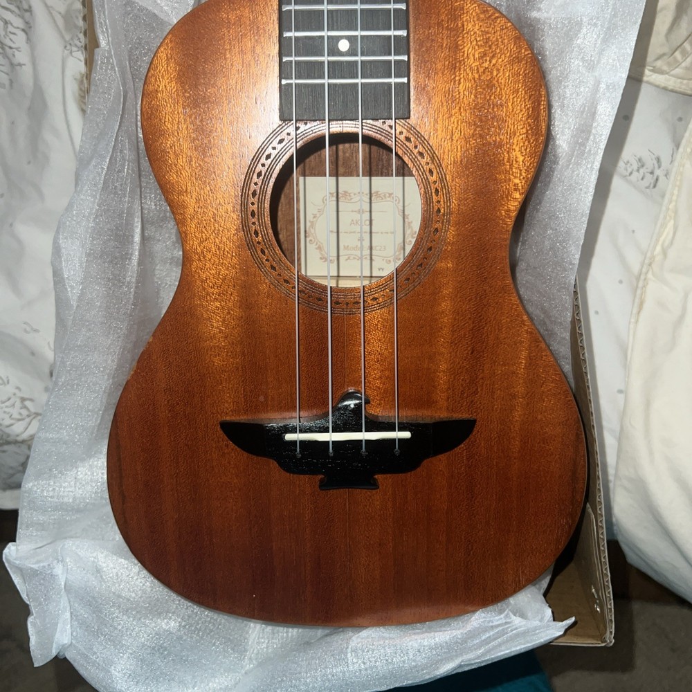 Aklot ukulele Complete With Everything You Need!
