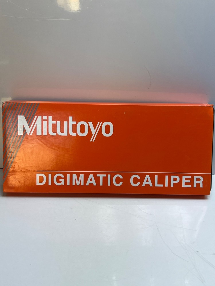 Mitutoyo 500-172-30 CD-8 AX DIgimatic Caliper