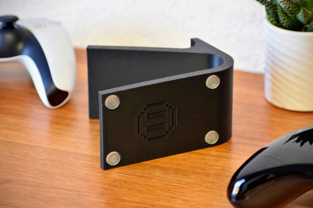 The (Almost) Universal Controller Stand - 3D Printed