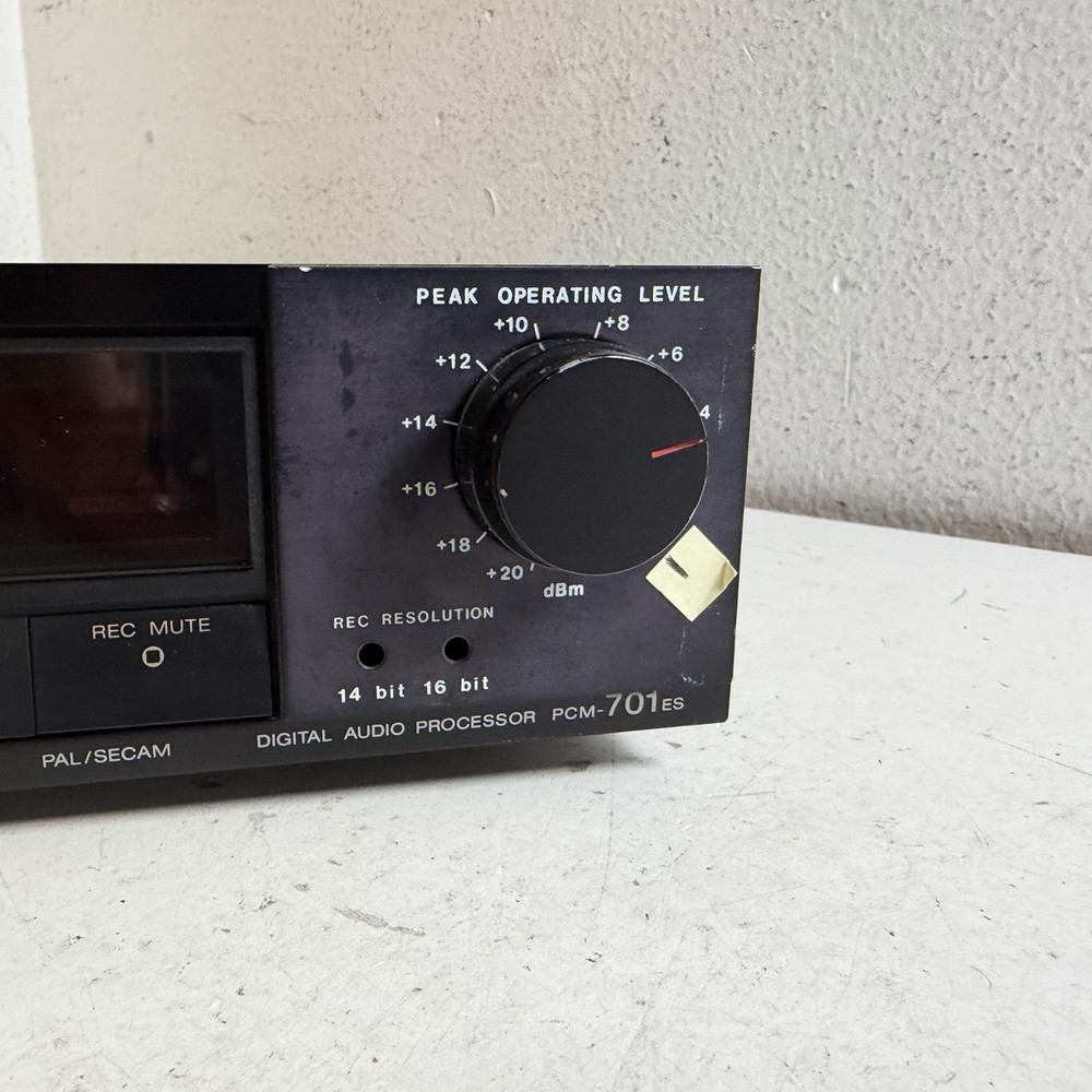 SONY PCM-701ES DIGITAL AUDIO PROCESSOR - No Power Cord