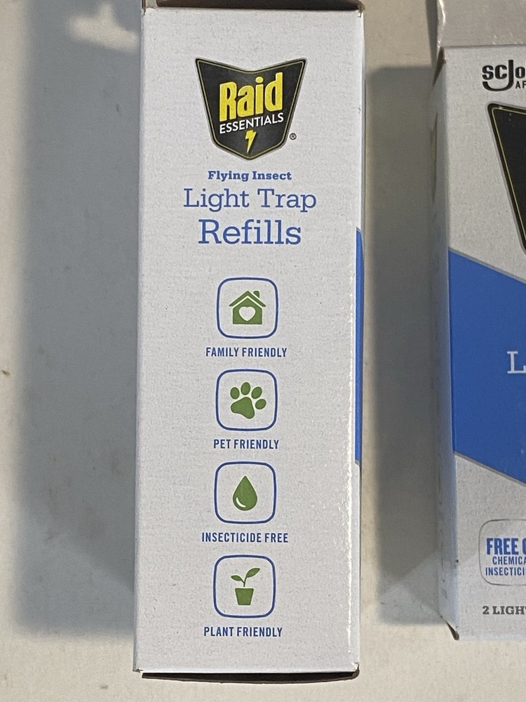 4x Raid Essentials Flying Insect Light Trap Refills 2ct Each (8 Refills Total)