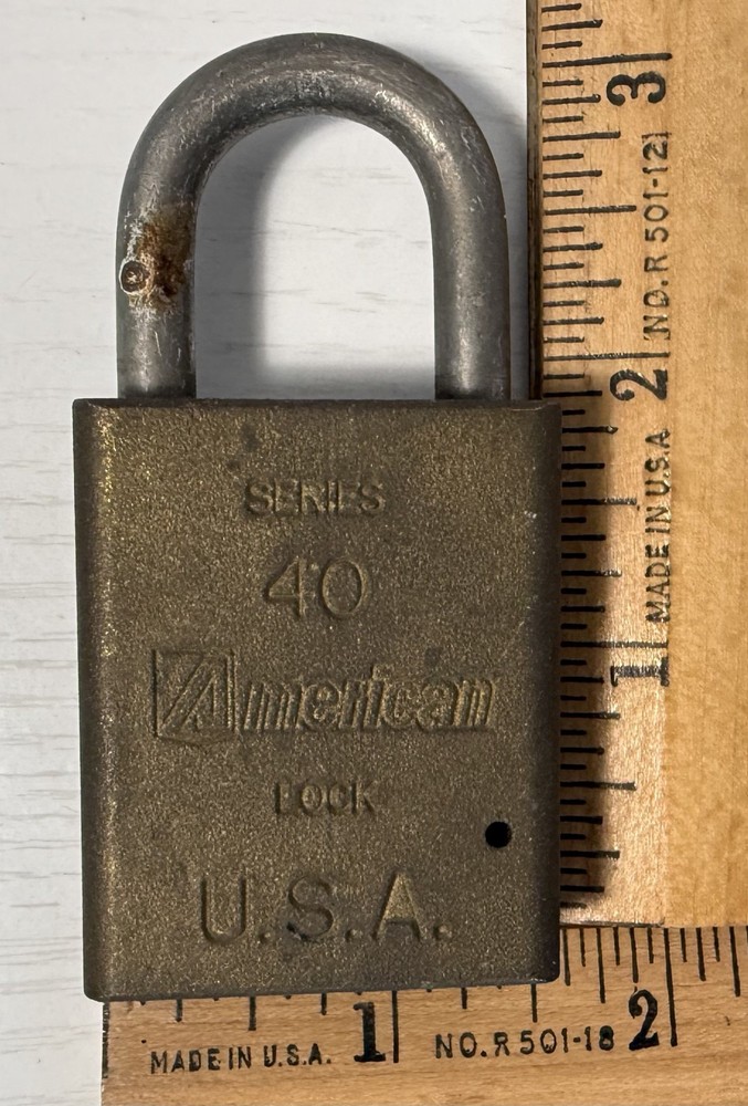 American Lock Company, Series 40 Brass Padlock with 2 Keys Working