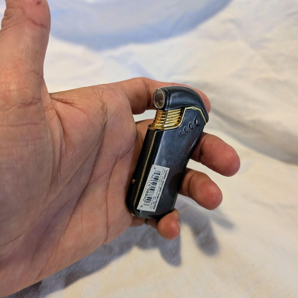 Retro Sci-Fi Design Refillable Pocket Cool Lighter