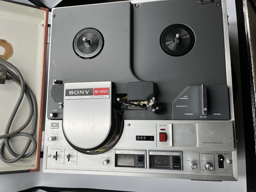 Vintage Sony AV-3600 Solid State Videocorder Untested