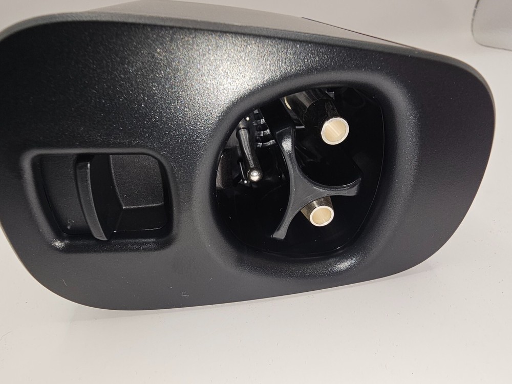 NACS DC Adapter 85778137