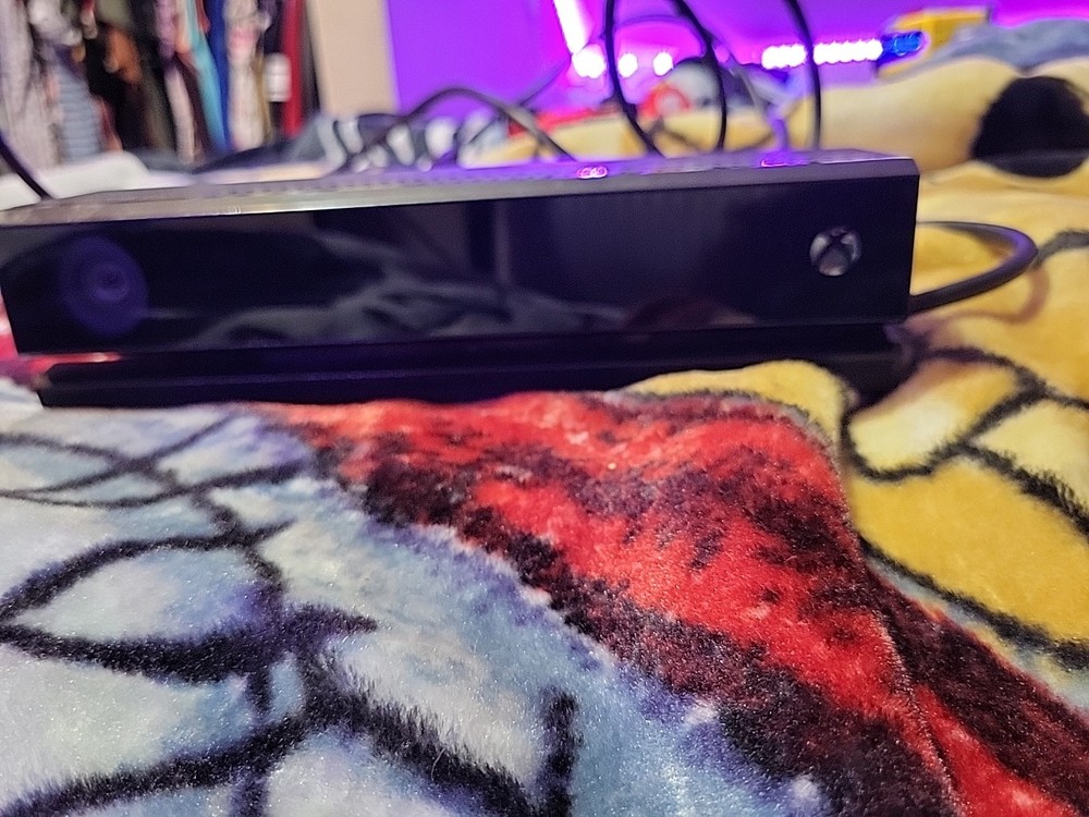 Microsoft Xbox One Kinect Sensor Bar Black, Model 1520