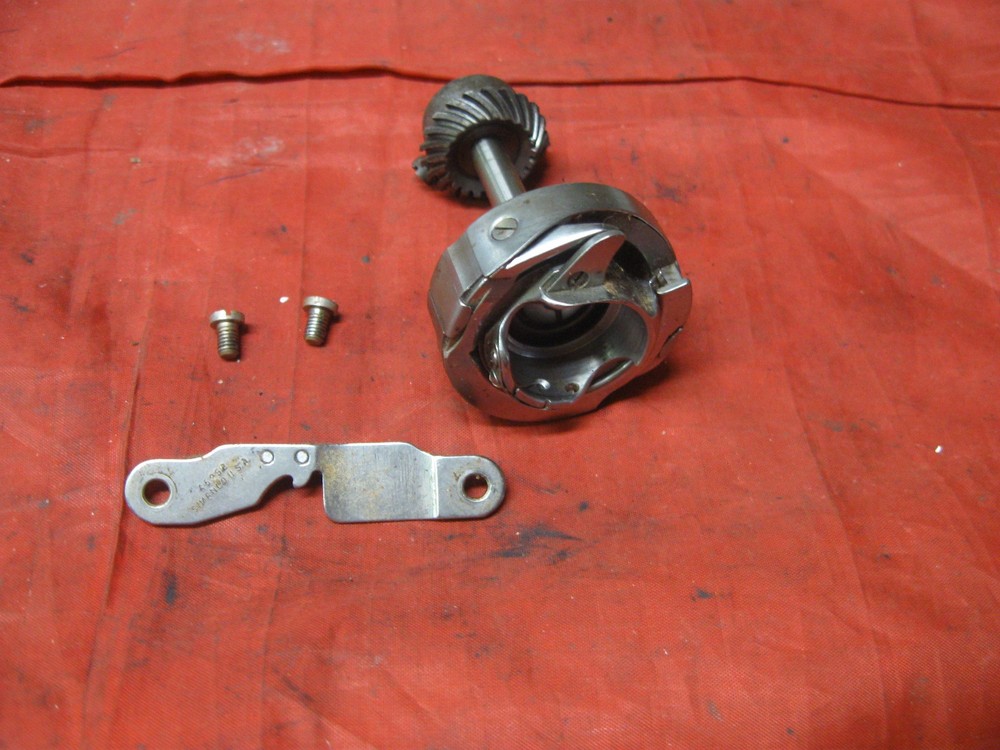 Genuine Singer 201-2 Sewing Machine Part Bobbin Case/Rotating Hook
