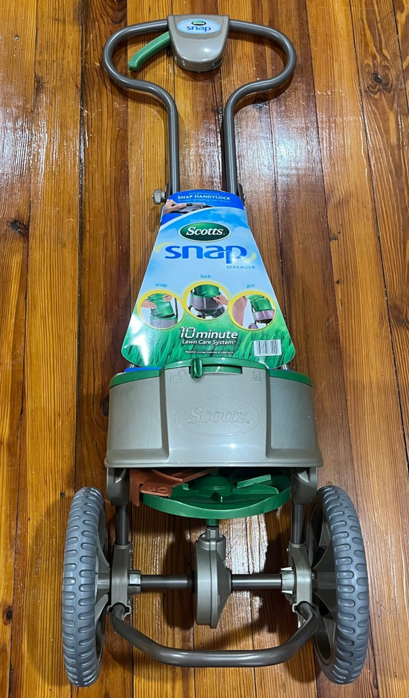 Scotts SNAP Broadcast Spreader System On Wheels Garden/Yard Care NEW