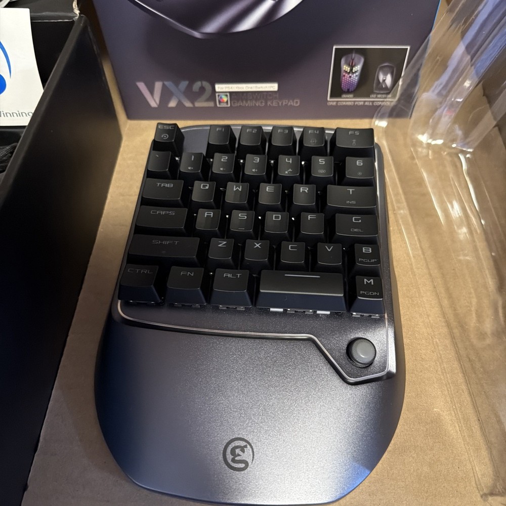 GameSir VX2 AimSwitch Gaming Keypad Combo for PS4 Xbox One Switch PC + Mousepad