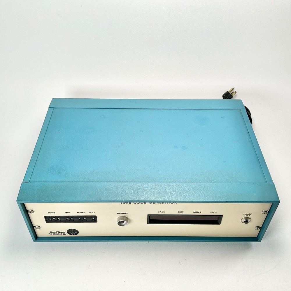 Real Time Technology Time Code Generator Vintage SMPTE Broadcast Unit Powers On