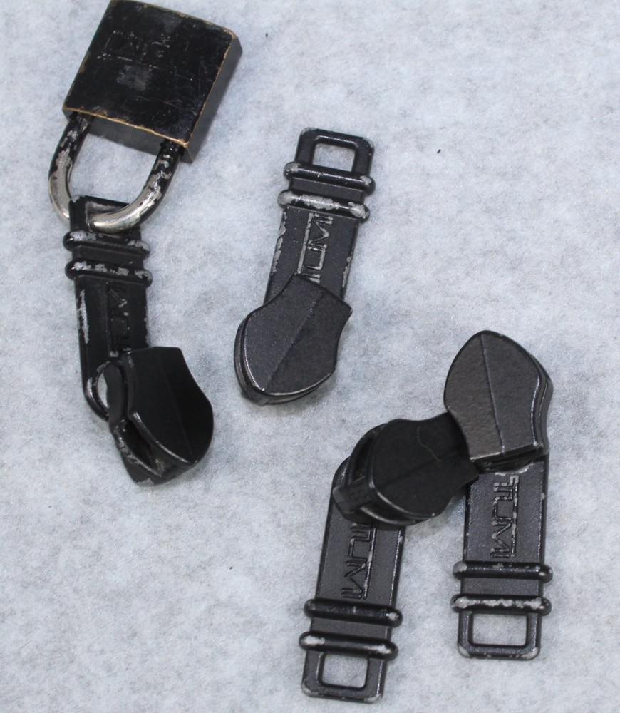 Tumi 4 Replacement Parts Black Large Zipper Pull Tabs Sliders padlock