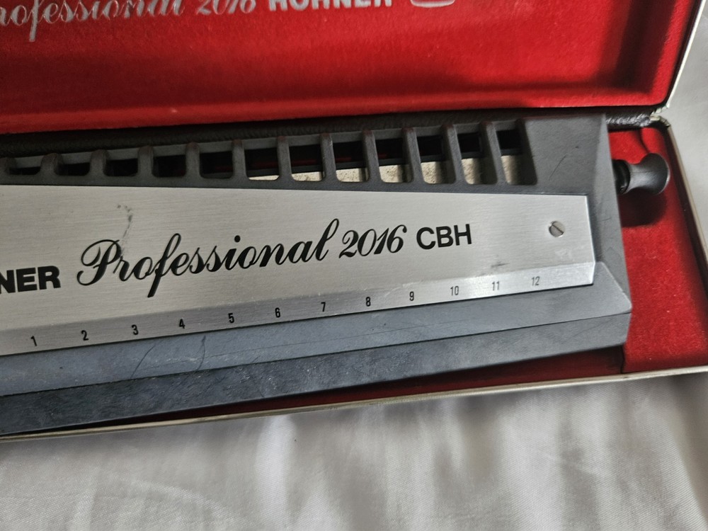 HOHNER CBH PROFESSIONAL 2016 HARMONICA WITH CASE