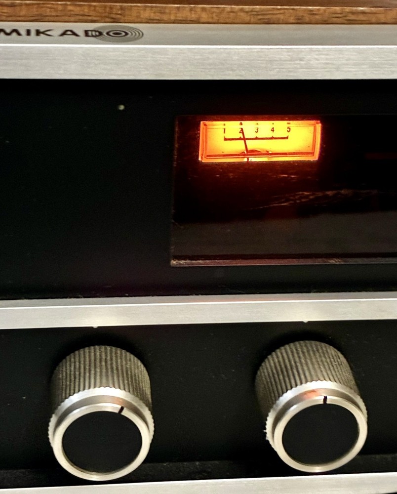Mikado Solid State Stereo Receiver model 2210 vintage 1970s - tested works READ