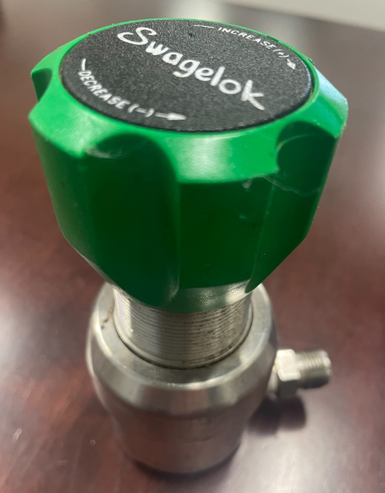 SWAGELOK-Compact Back-Pressure Regulator - 2000 psig