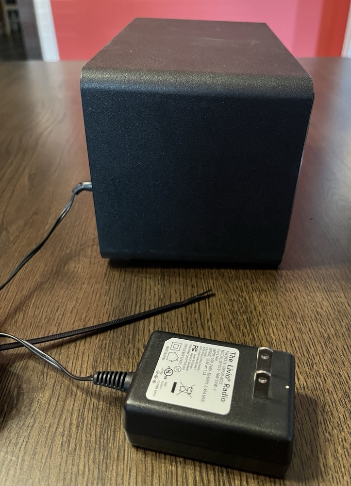 THE LIVIO RADIO LV001B INTERNET RADIO PANDORA WITH POWER CORD! READ DESCRIPTION