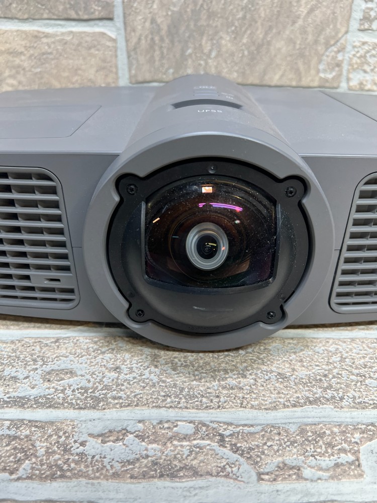 Smart Technologies UF55 SBP-10X Projector