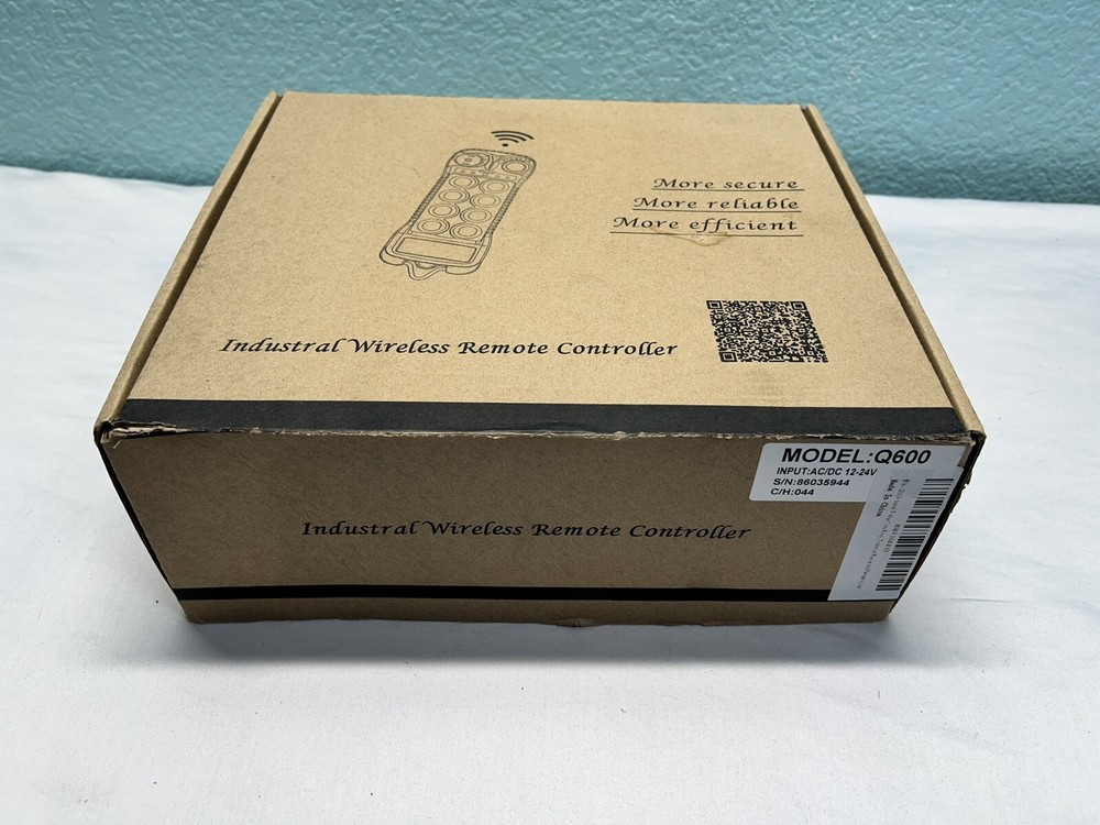 Industrial Wireless Remote Controller Q600 8 Button 12V -24V