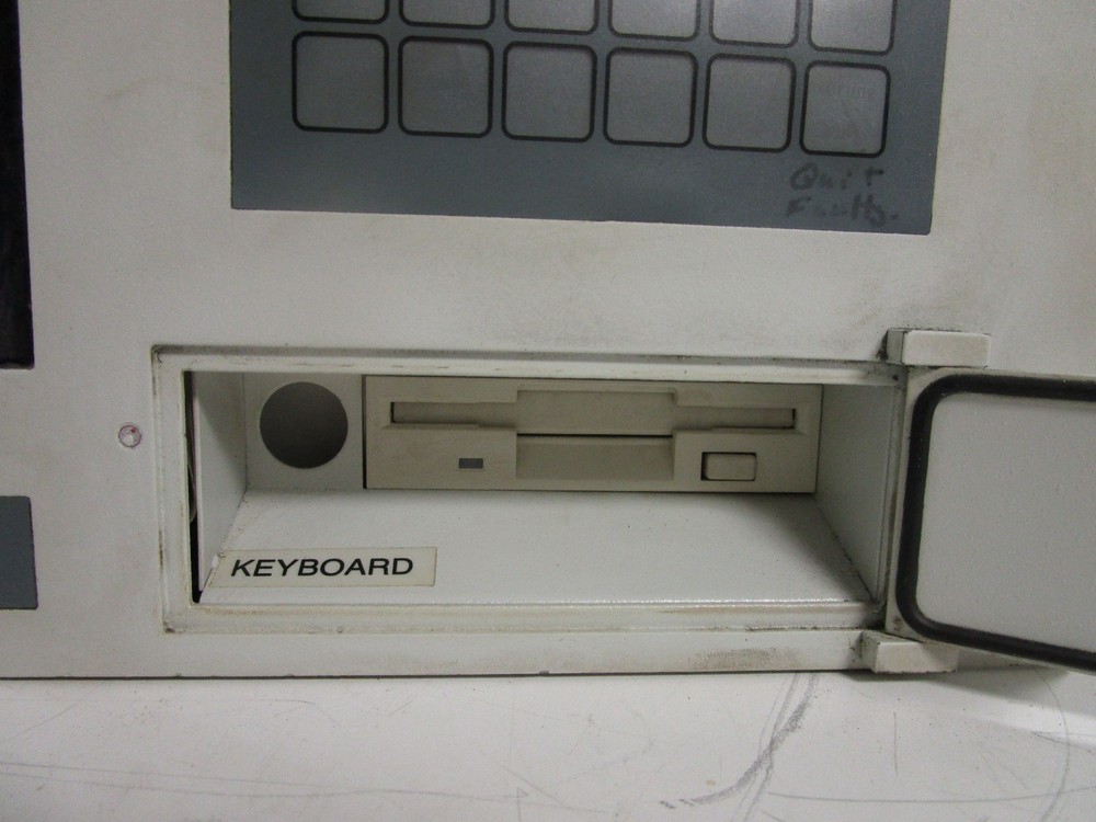 Heidenhain: LS 406 Sealed Linear Encoder Machine Controller / Computer