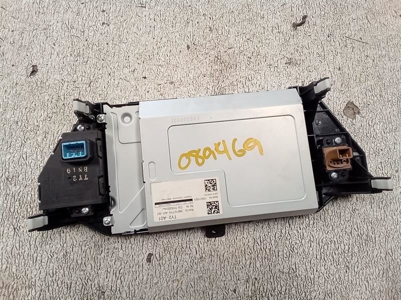 Info-GPS-TV Screen Upper Includes Clock Fits 14-17 RLX 321317