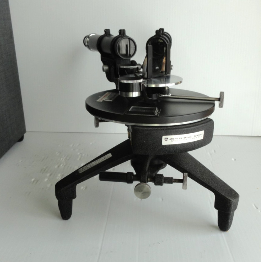 American Optical Spectrometer 4734
