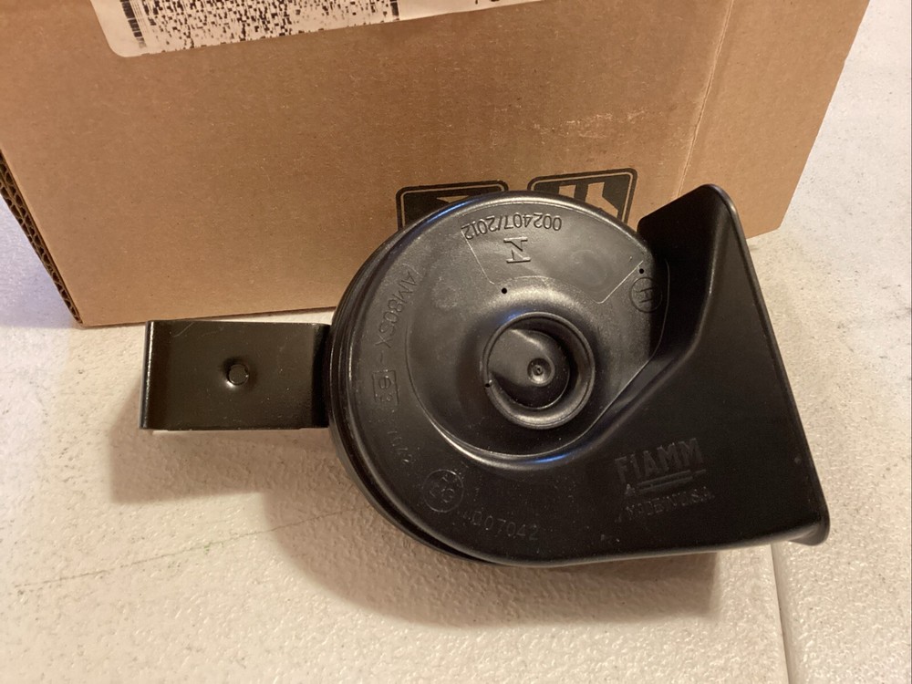 Genuine Mopar Horn And Bracket 68207363AB