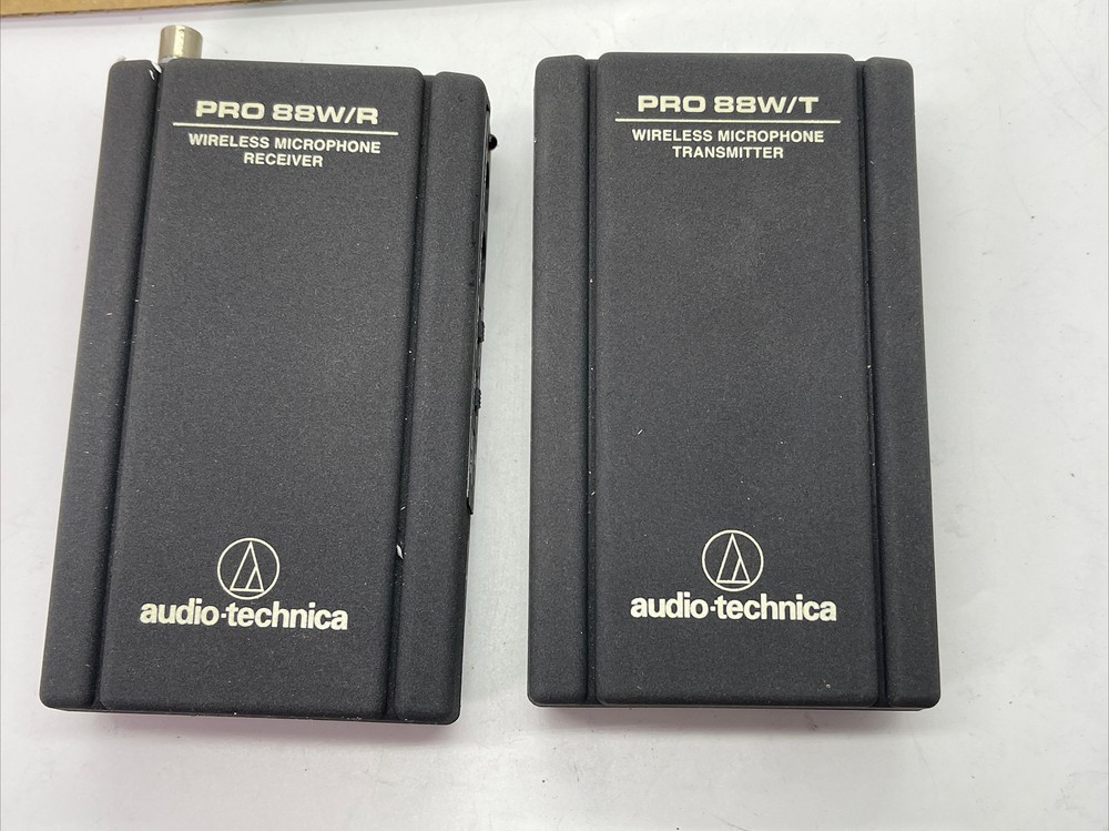 Audio-Technica ATR288W Multipurpose VHF Wireless Professional Microphone System