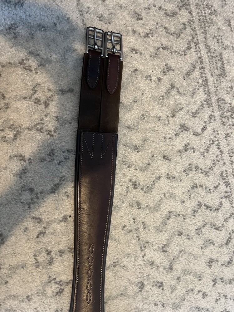 Showman’s Leather Girth 52”
