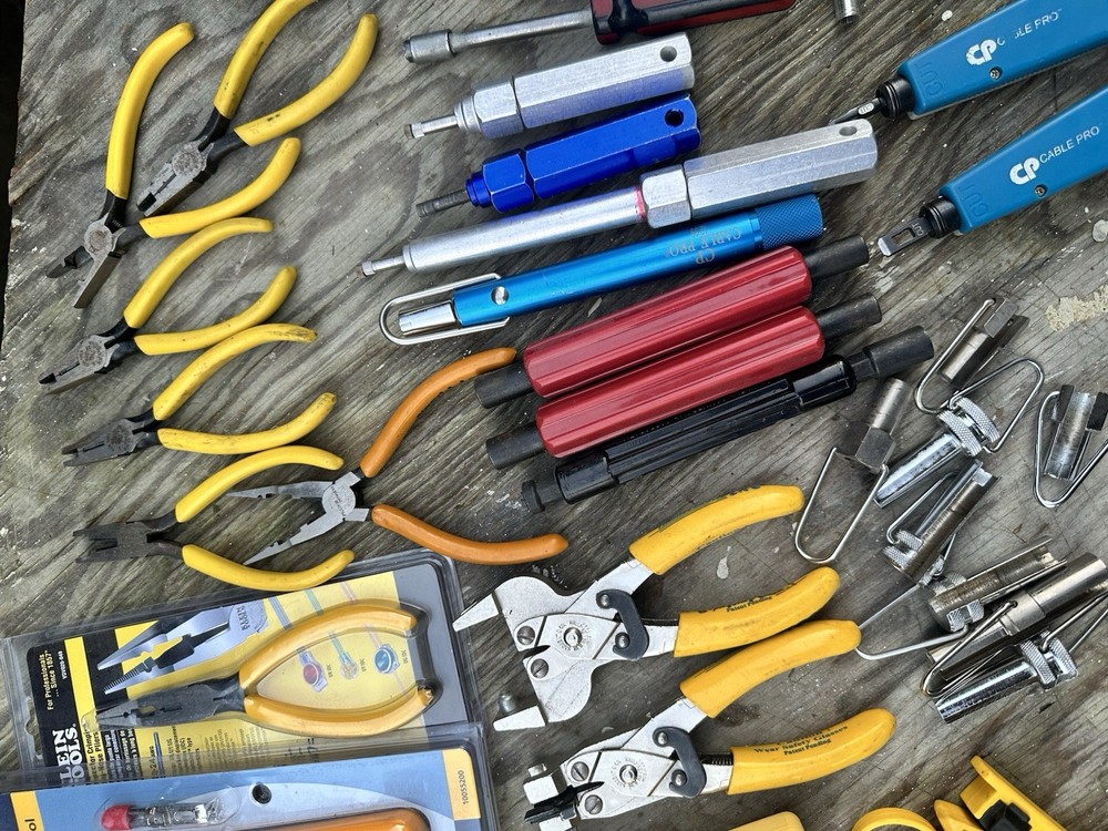 Telecom Tool Bag w/ Assorted Tools, Fluke, Klein