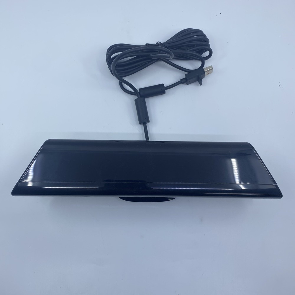 Microsoft Xbox 360 Kinect Sensor In Box w/ 6 Games Bundle