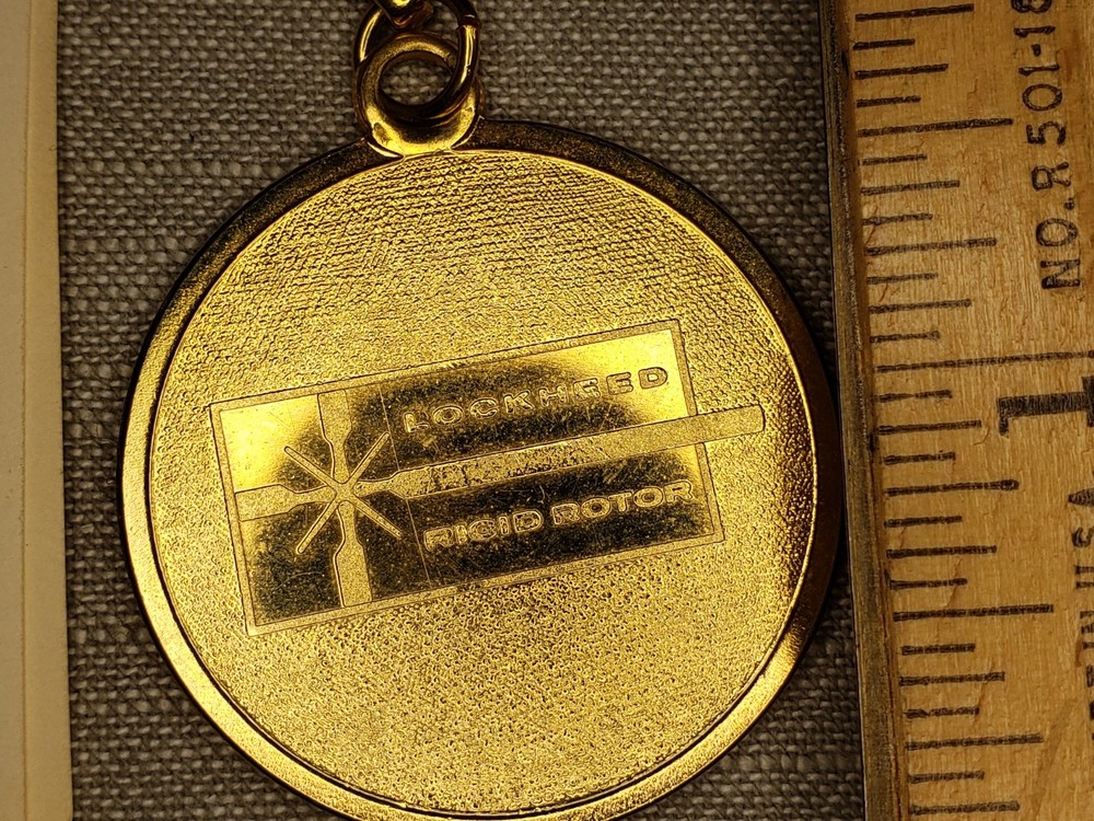Lockheed Circular Slide Rule Rigid Rotor Xh-51 Helicopter Keychain C61