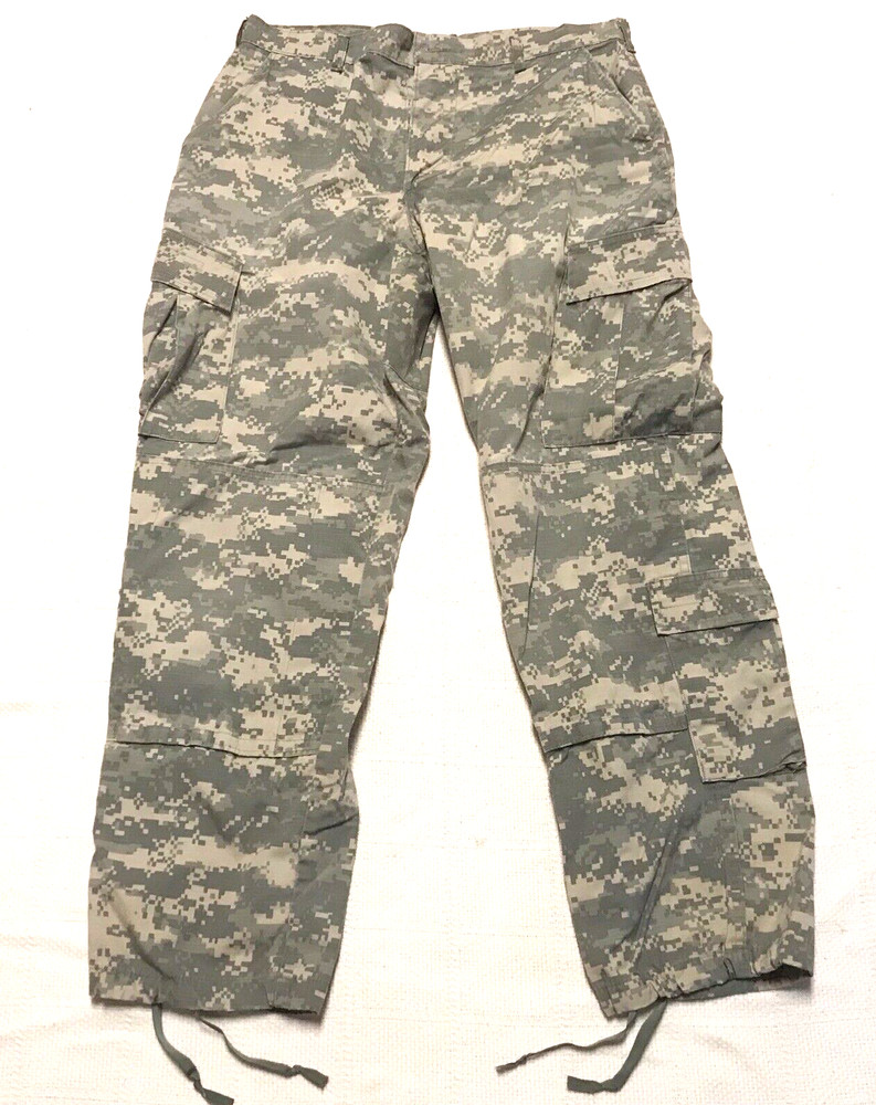 U.S. Army Combat Uniform Trousers Digital Camouflage Pattern Medium Regular
