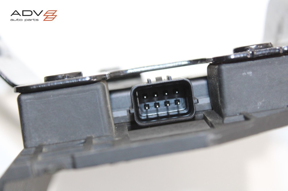 2020 KIA SORENTO REAR LEFT SIDE BLIND SPOT RADAR SENSOR MODULE & BRACKET OEM
