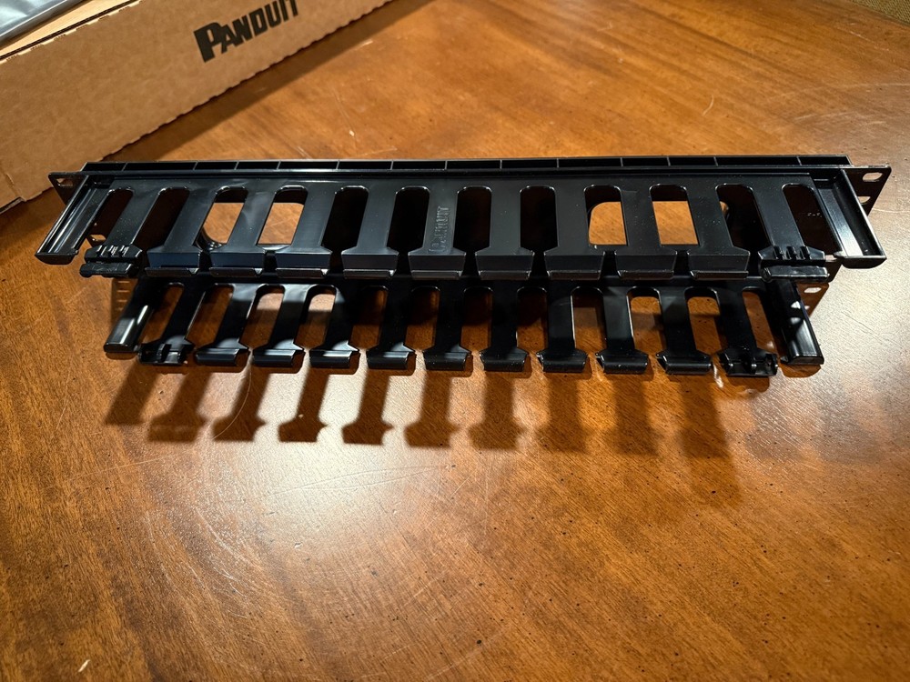 New - In Box Panduit WMPF1E 2RU PatchLink Horizontal Cable Manager