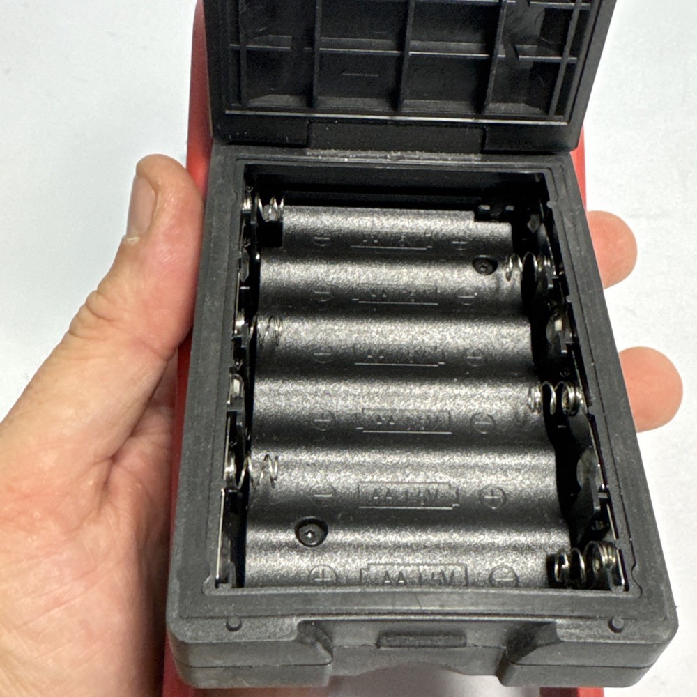 Coast PM300 Focusing Worklight Flashlight Adjustable Foldable Magnetic Works